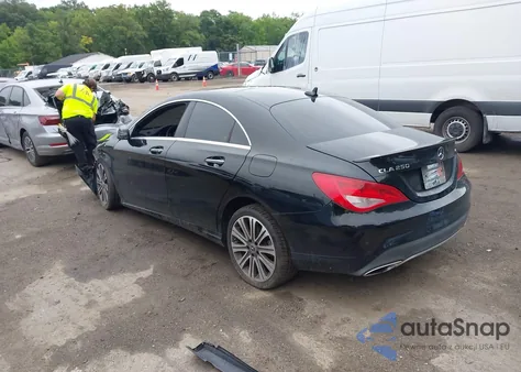 2018 Mercedes-Benz Cla 4Matic из США, поврежденный, VIN WDDSJ4GB2JN582732